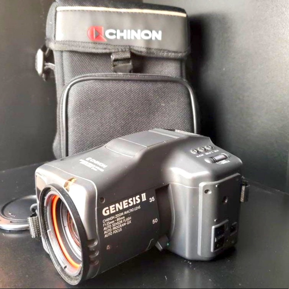 Vintage Chinon Genesis II with 35-80mm Macro Lens Auto Sensor Flash